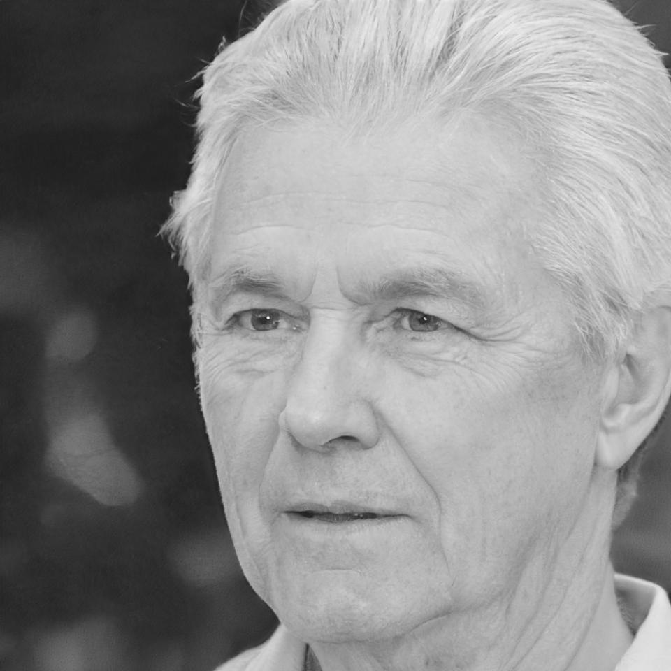 Instructor Renato Bahamontes especialista en streaming